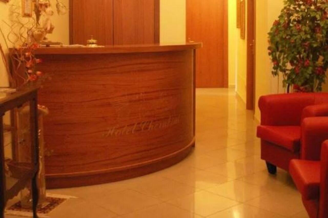 Hotel Cherubini Roma Esterno foto