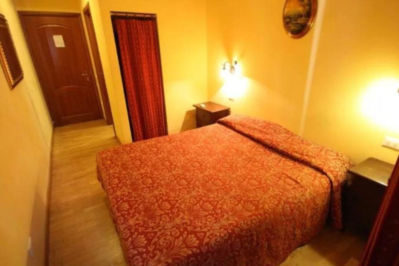 Hotel Cherubini Roma Esterno foto