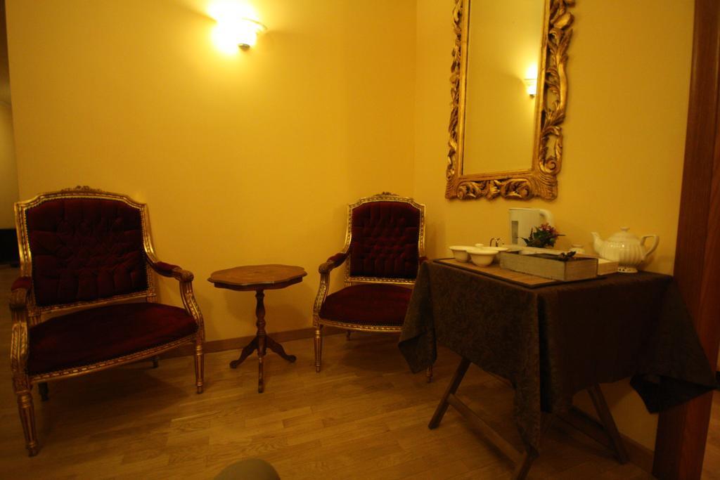 Hotel Cherubini Roma Esterno foto