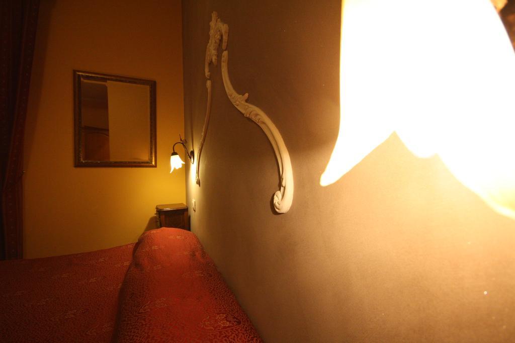 Hotel Cherubini Roma Esterno foto