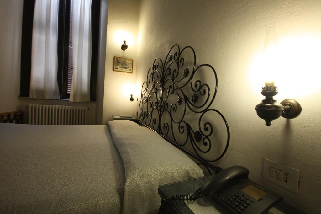Hotel Cherubini Roma Esterno foto