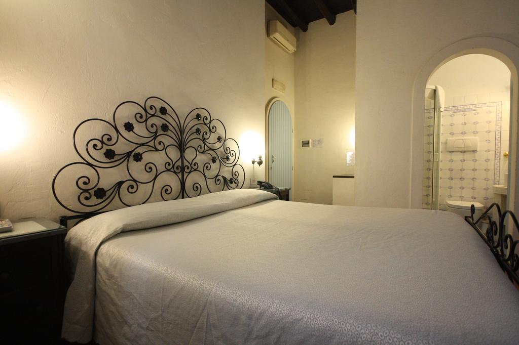 Hotel Cherubini Roma Esterno foto