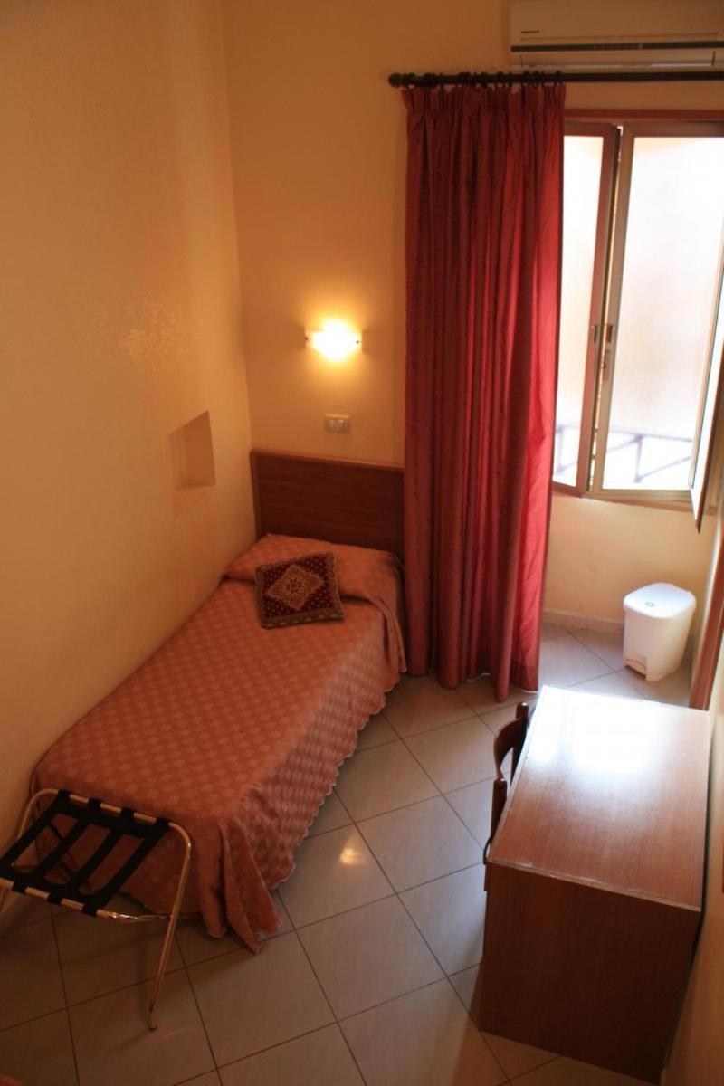 Hotel Cherubini Roma Esterno foto